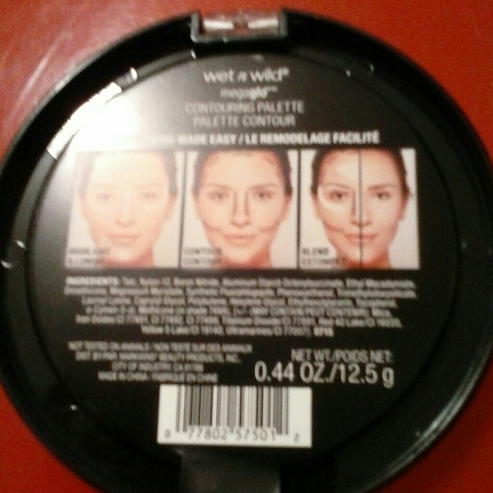 NWT NEW FORMULA CONTORING PALETTE  Caramel Toffe - Picture 8 of 8